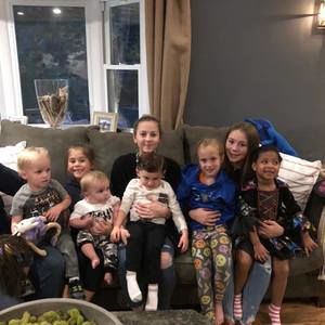 Meet your Posher, Debbie